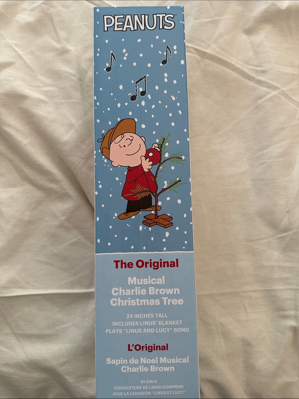 Peanuts Musical Charlie Brown tree missing red ball ornament